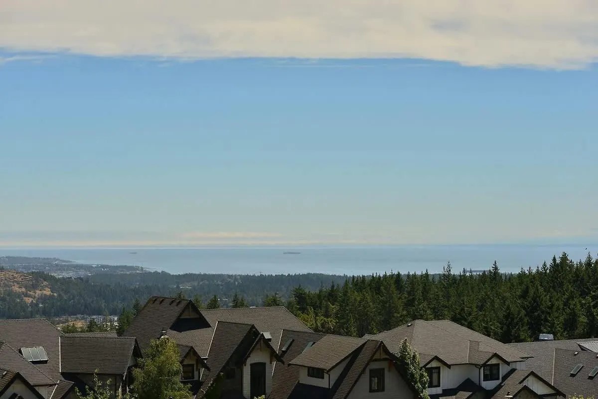 Nature'S Gate Executive Estate Victoria 0*,  Kanada