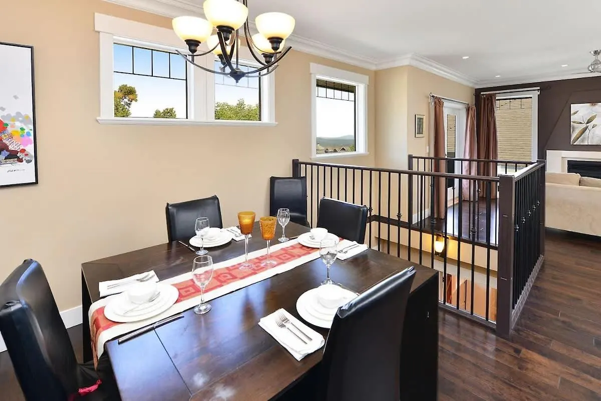 Nature'S Gate Executive Estate Victoria Tatil Evi